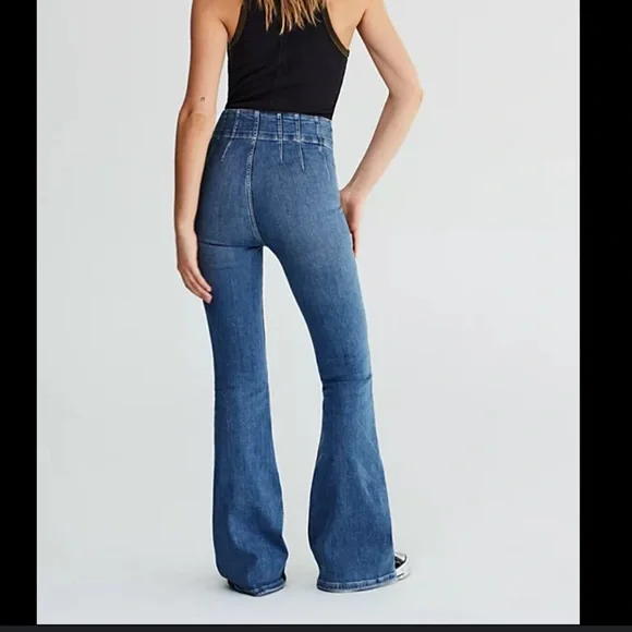Free People flare jeans - Picture 2 of 6